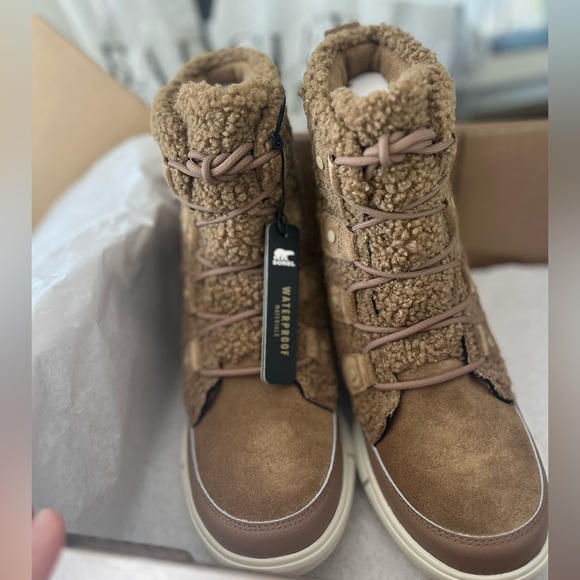 NWT EXPLORER™ II JOAN COZY SHERPA WINTER BOOT Delta Fawn Taupe Tan | Size 8.5 - Picture 7 of 11